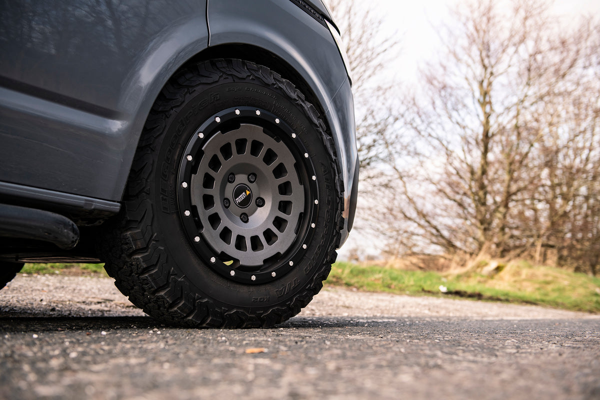 T6.1 LWB HIGHLINE KOMBI 4MOTION *MAGAZINE FEATURED*