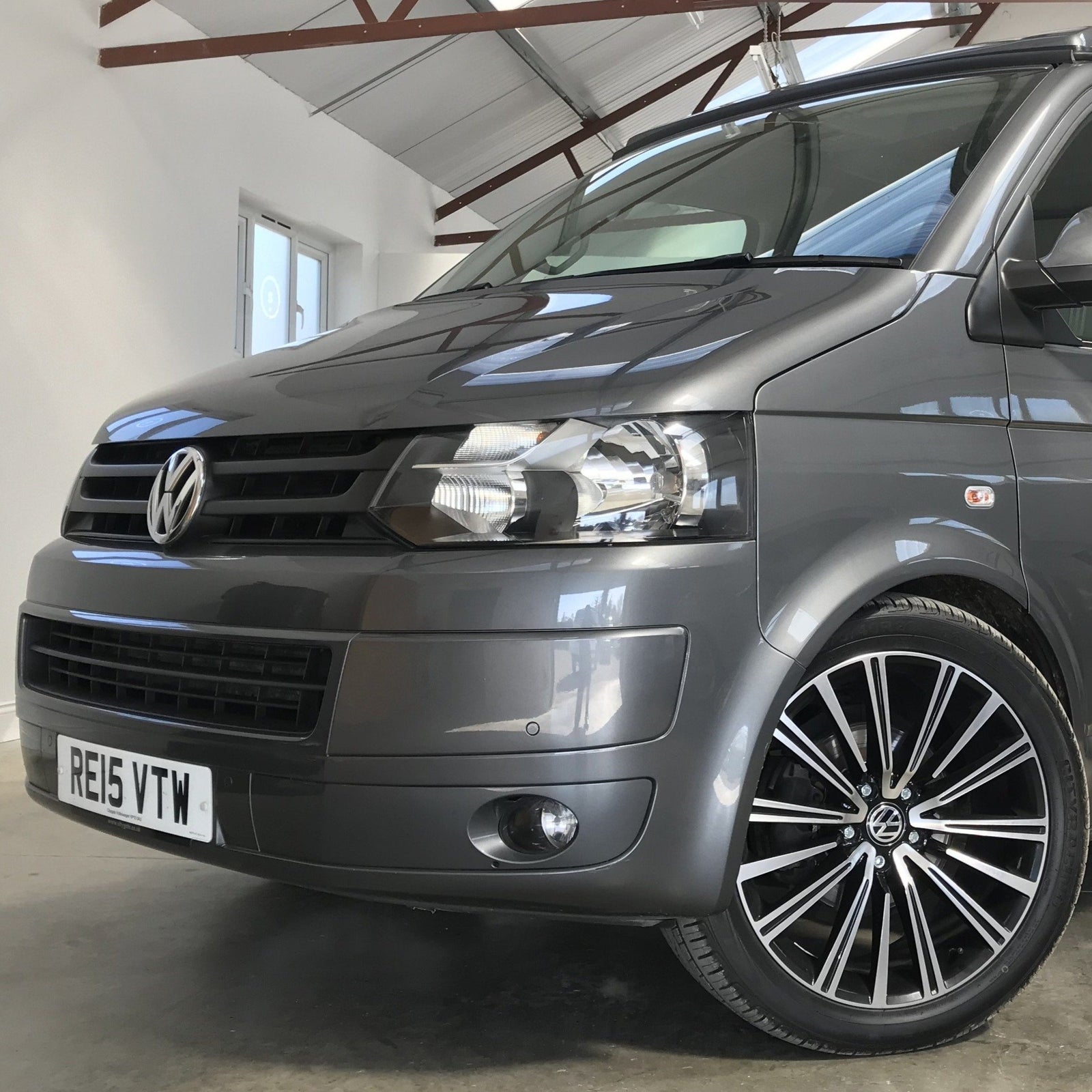 T5 Highline 180 bhp LWB
