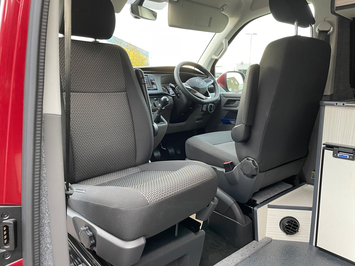 New T6.1 Highline Campervan 2021 (delivery miles) - Fortana Red