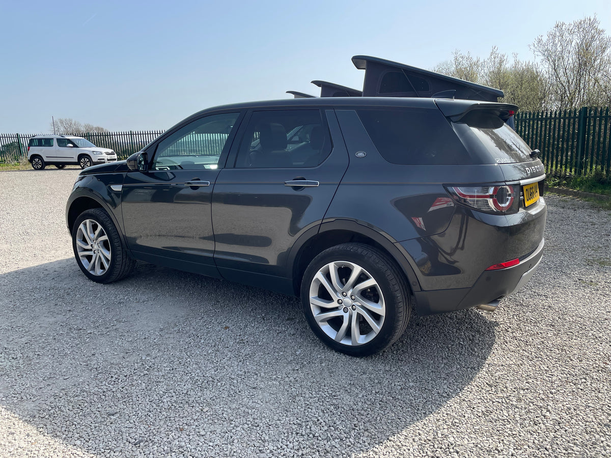 Land Rover Discovery Sport TD4 HSE Luxury Auto 4WD