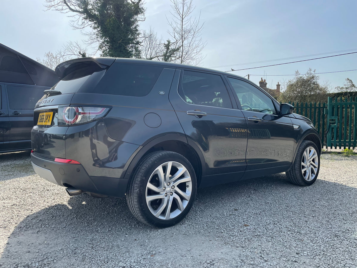 Land Rover Discovery Sport TD4 HSE Luxury Auto 4WD