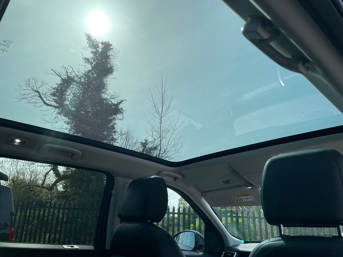 Land Rover Discovery Sport TD4 HSE Luxury Auto 4WD