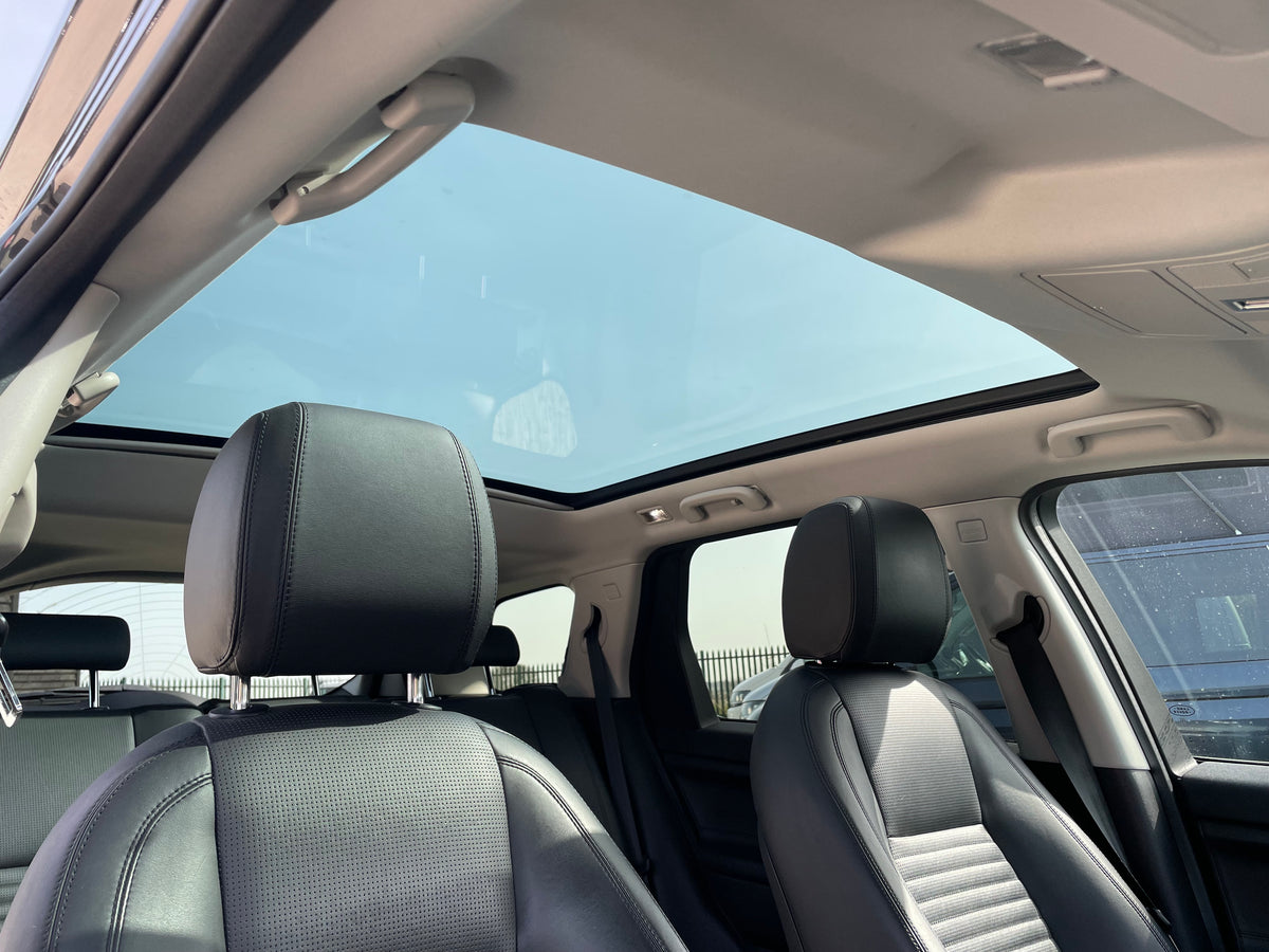 Land Rover Discovery Sport TD4 HSE Luxury Auto 4WD