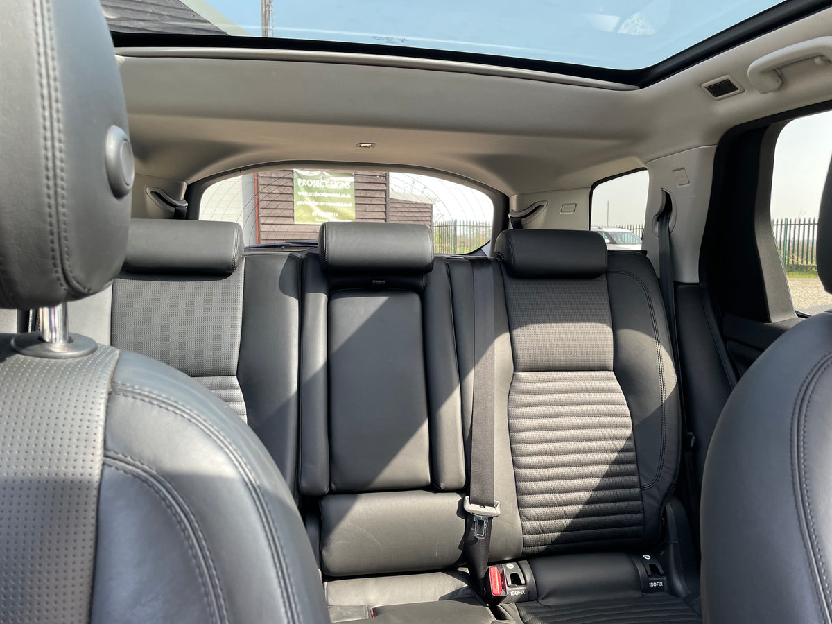 Land Rover Discovery Sport TD4 HSE Luxury Auto 4WD