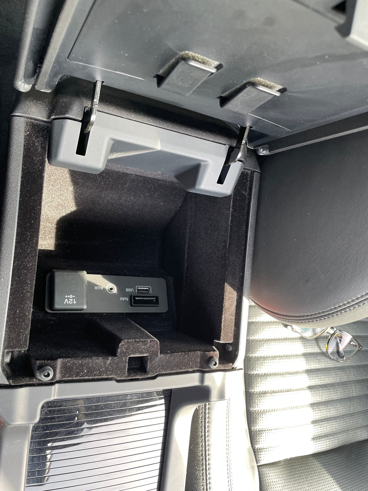 Land Rover Discovery Sport TD4 HSE Luxury Auto 4WD