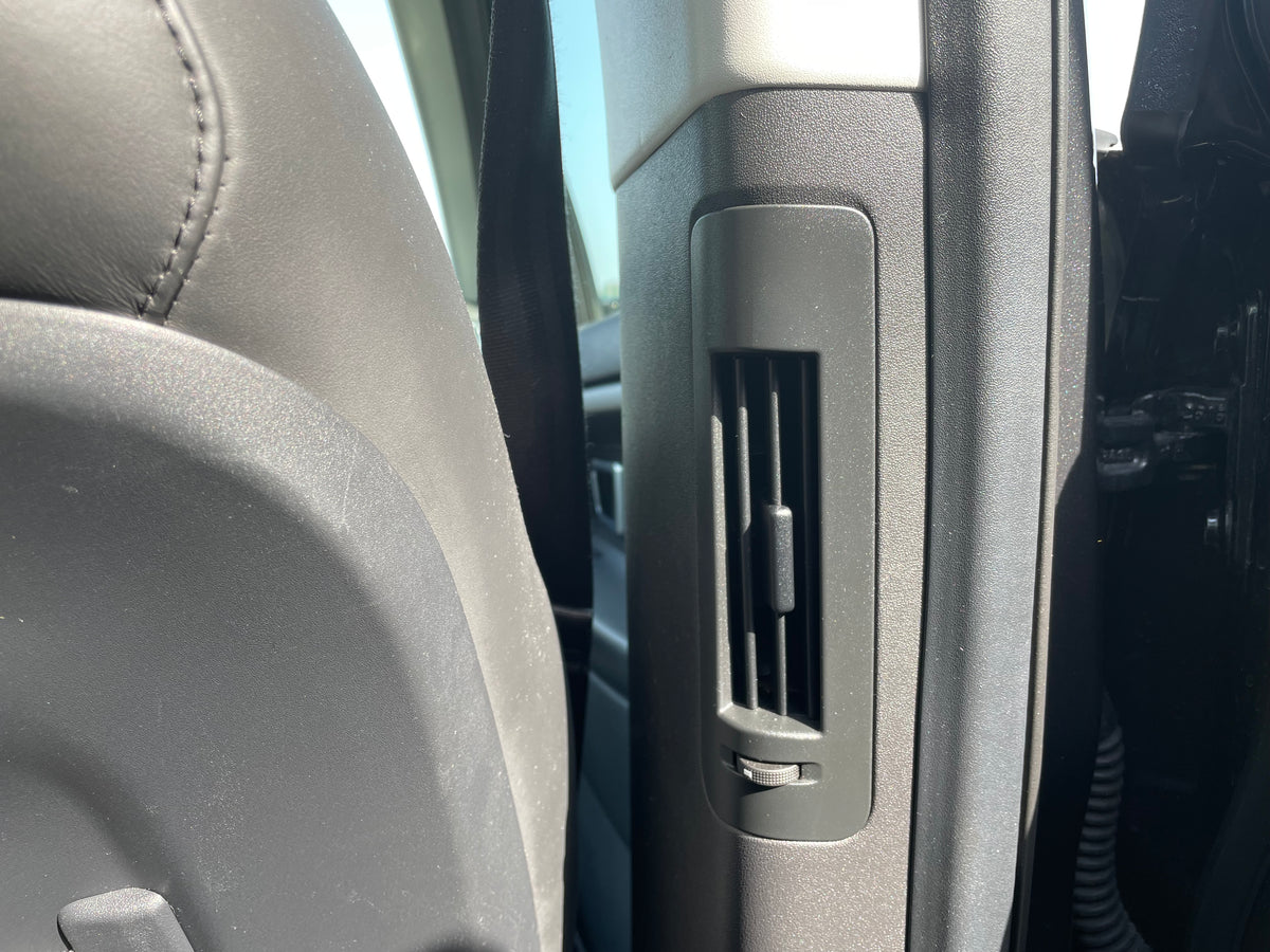 Land Rover Discovery Sport TD4 HSE Luxury Auto 4WD