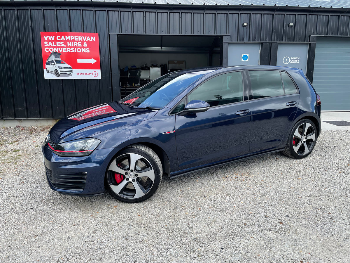 Volkswagen Golf 2.0 TSI BlueMotion Tech GTI (Performance pack)