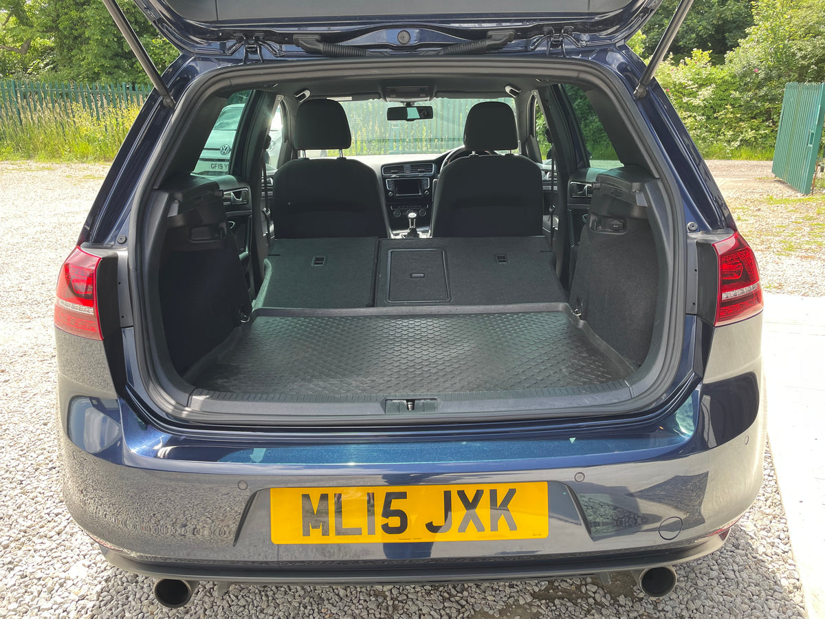 Volkswagen Golf 2.0 TSI BlueMotion Tech GTI (Performance pack)