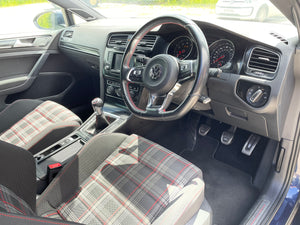 Volkswagen Golf 2.0 TSI BlueMotion Tech GTI (Performance pack)
