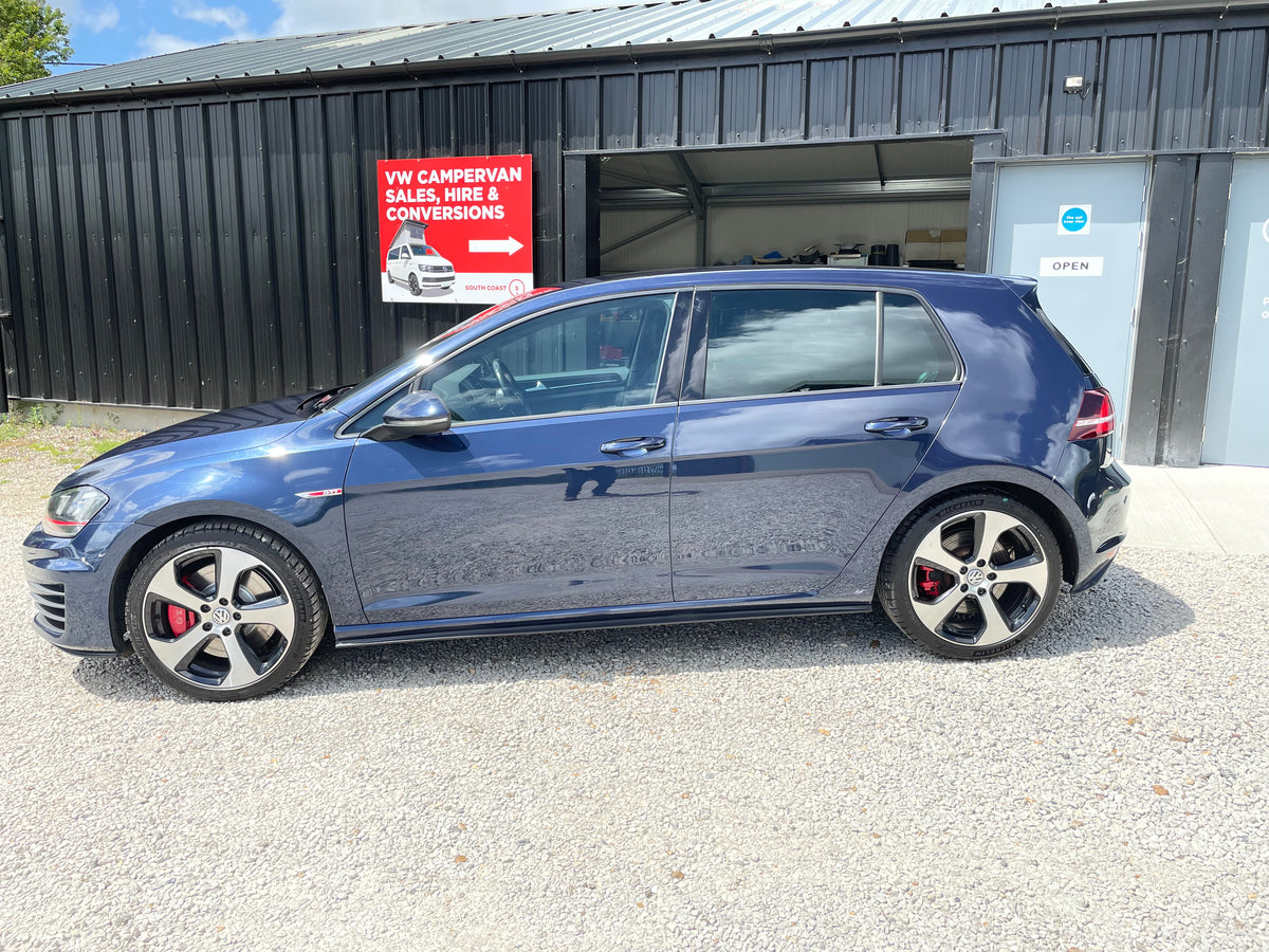 Volkswagen Golf 2.0 TSI BlueMotion Tech GTI (Performance pack)