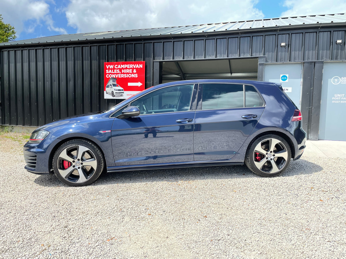 Volkswagen Golf 2.0 TSI BlueMotion Tech GTI (Performance pack)