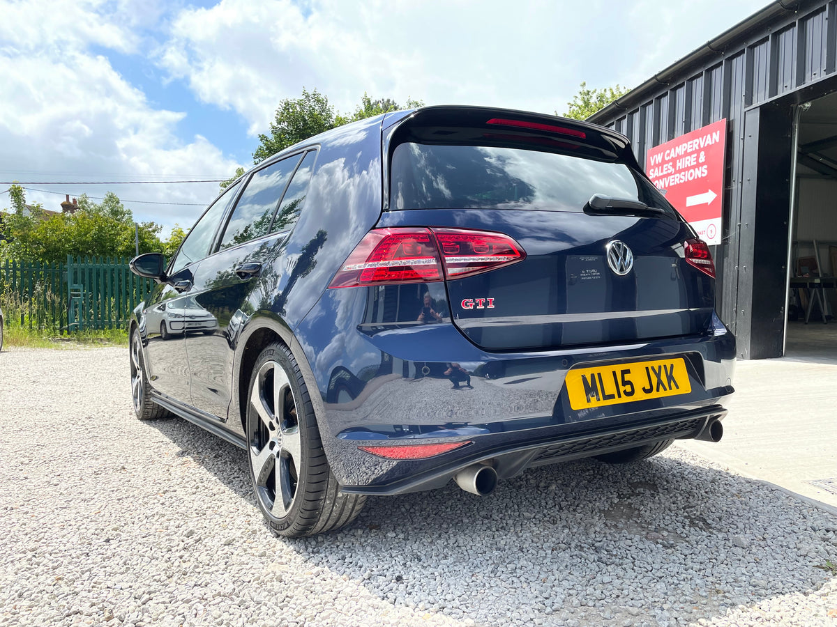 Volkswagen Golf 2.0 TSI BlueMotion Tech GTI (Performance pack)