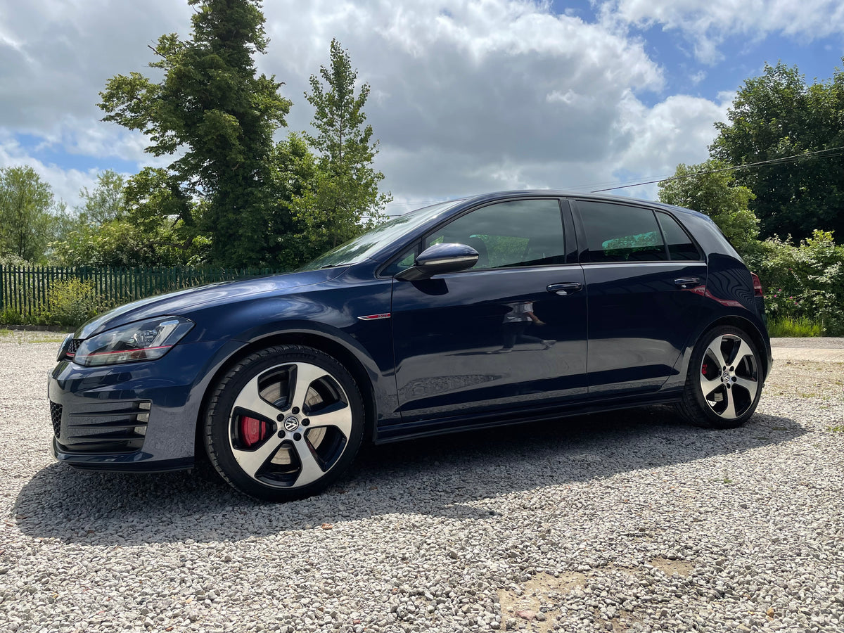 Volkswagen Golf 2.0 TSI BlueMotion Tech GTI (Performance pack)