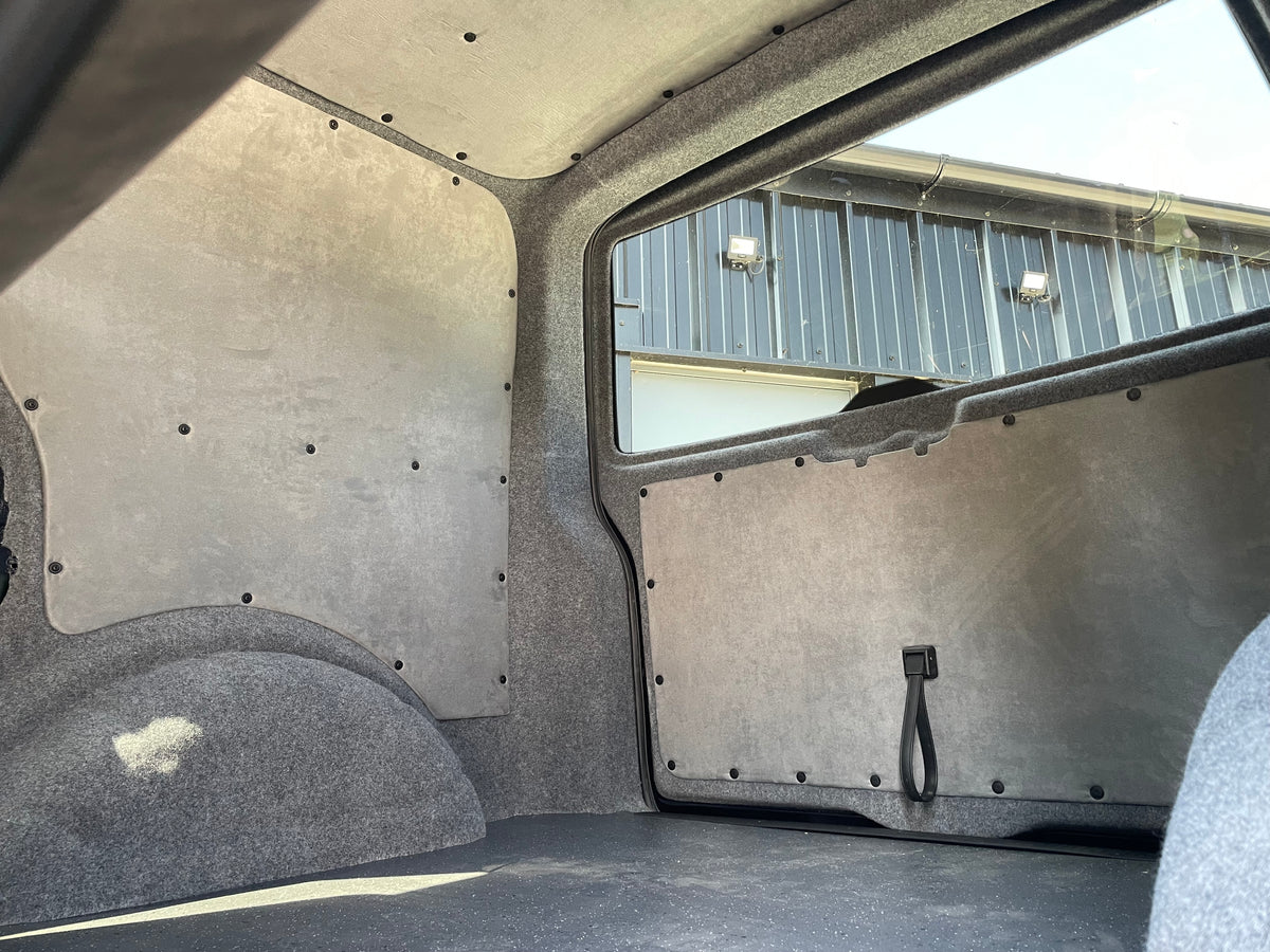 VW Highline T6 Kombi - Starlight Blue (68 plate)