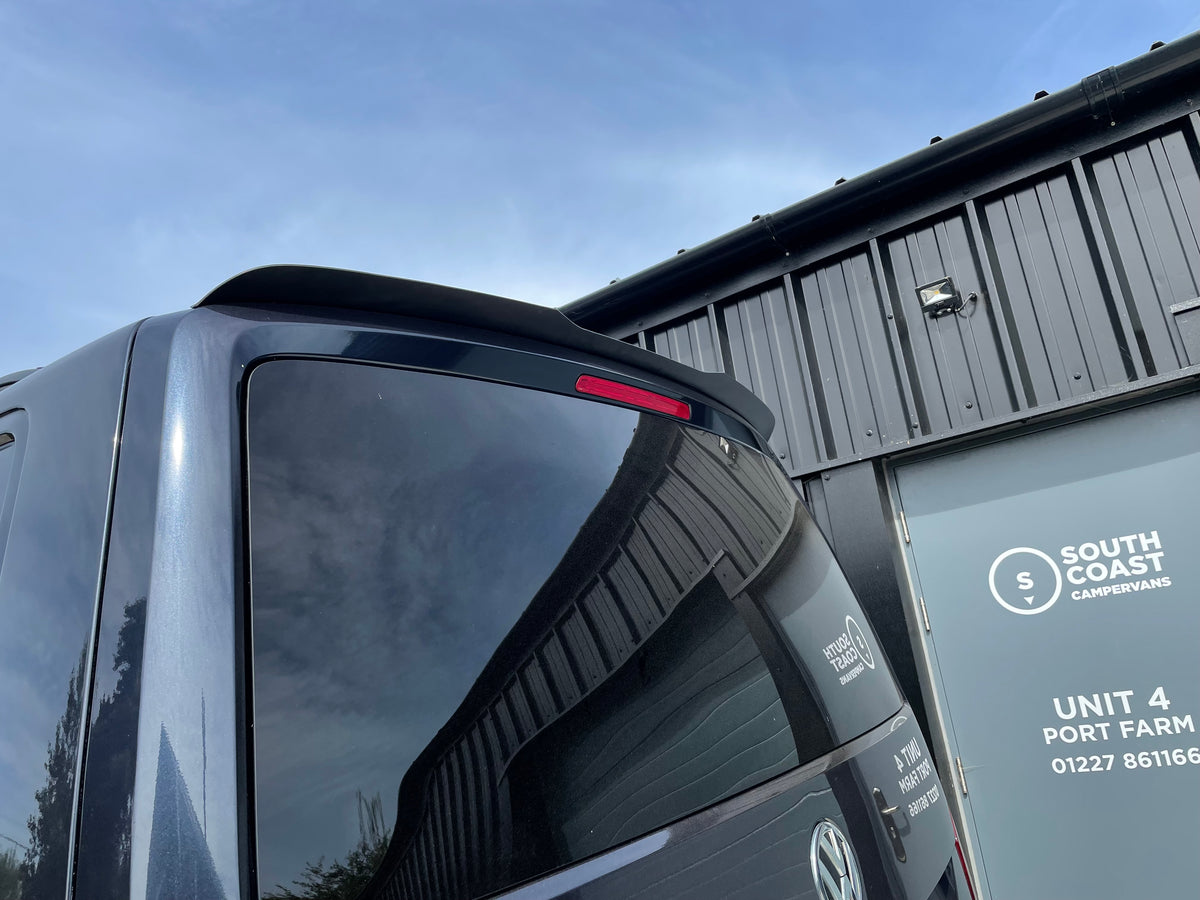 VW Highline T6 Kombi - Starlight Blue (68 plate)