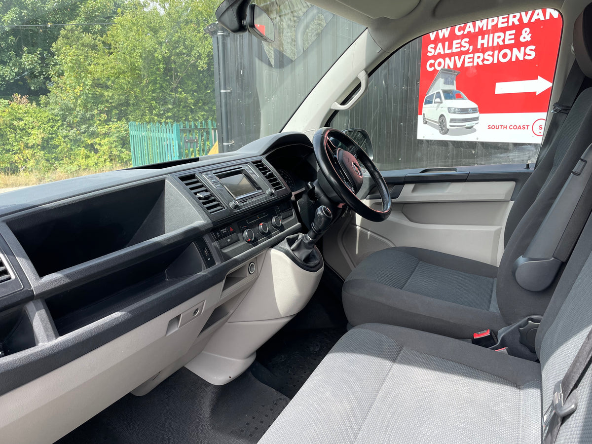 VW Highline T6 Kombi - Starlight Blue (68 plate)