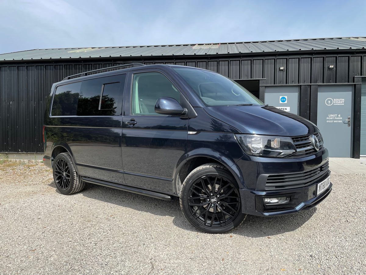 VW Highline T6 Kombi - Starlight Blue (68 plate)