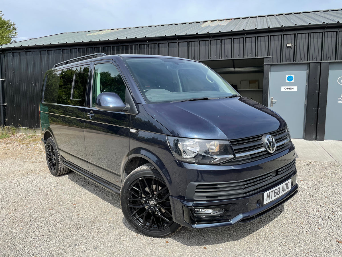 VW Highline T6 Kombi - Starlight Blue (68 plate)