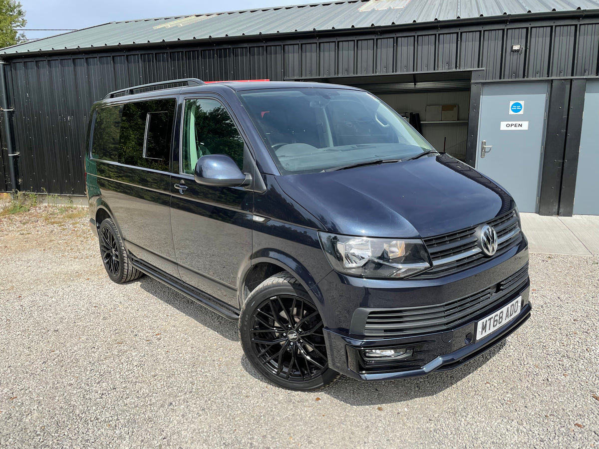 VW Highline T6 Kombi - Starlight Blue (68 plate)