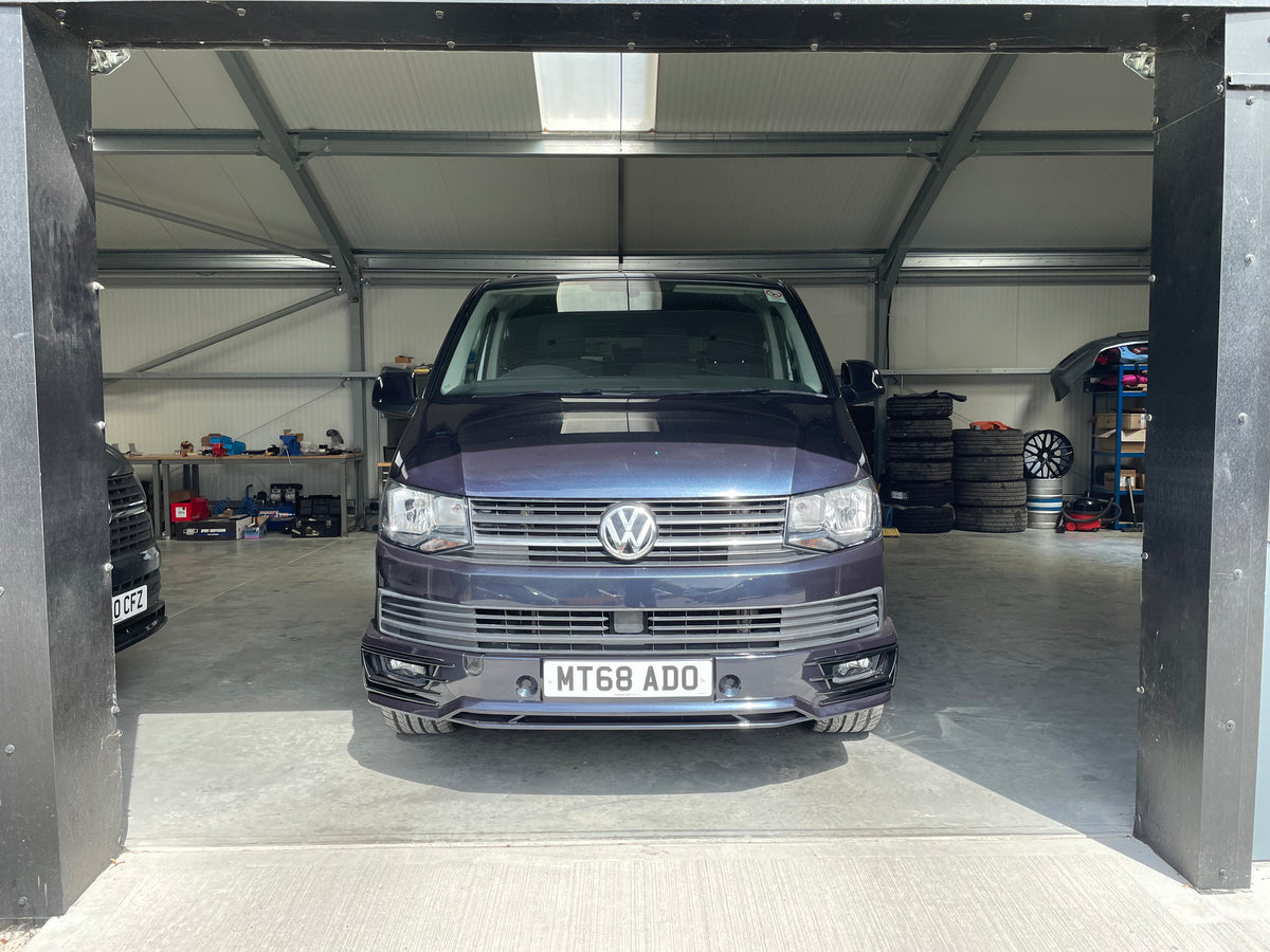 VW Highline T6 Kombi - Starlight Blue (68 plate)