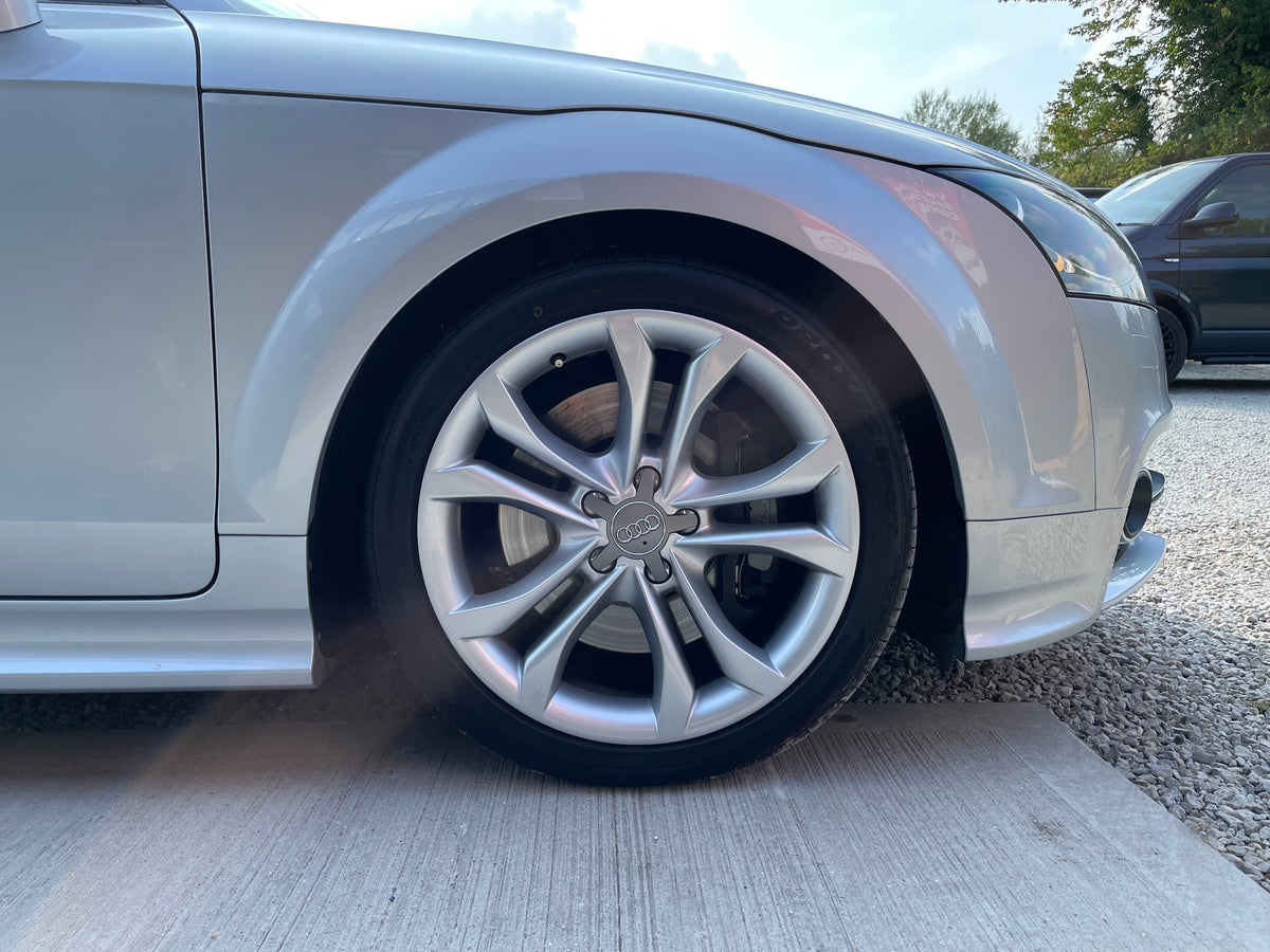 Audi TTS TFSI S Tronic quattro