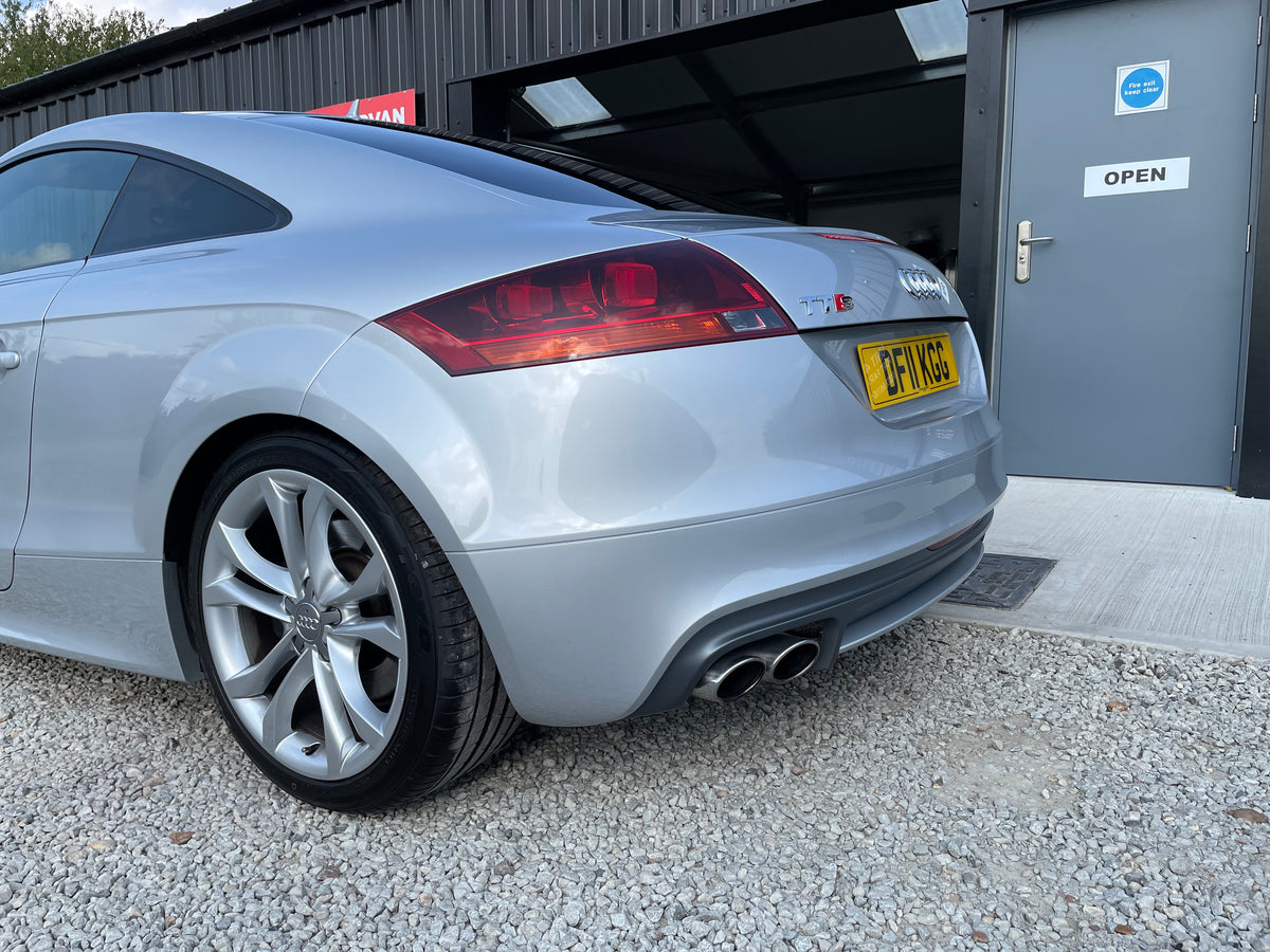Audi TTS TFSI S Tronic quattro