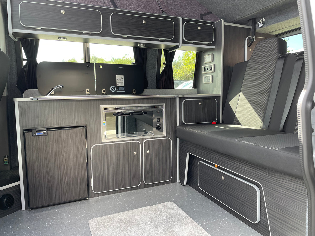 T6.1 Highline Campervan 2021 (21 plate) - Silver