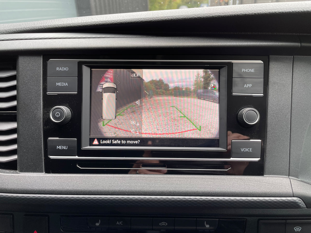 Highline T6.1 Kombi LWB with LV-R front bumper