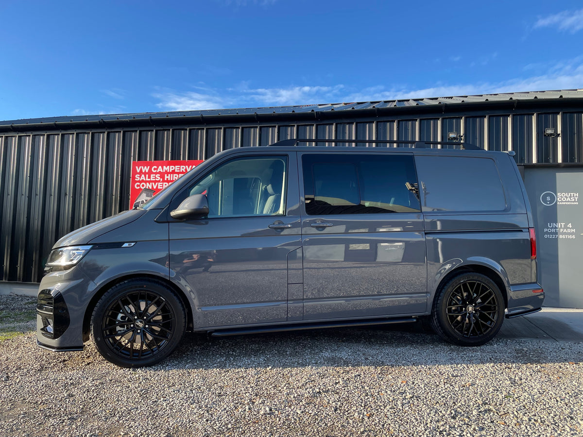 BRAND NEW Pure Grey Highline T6.1 Kombi with LV-R kit