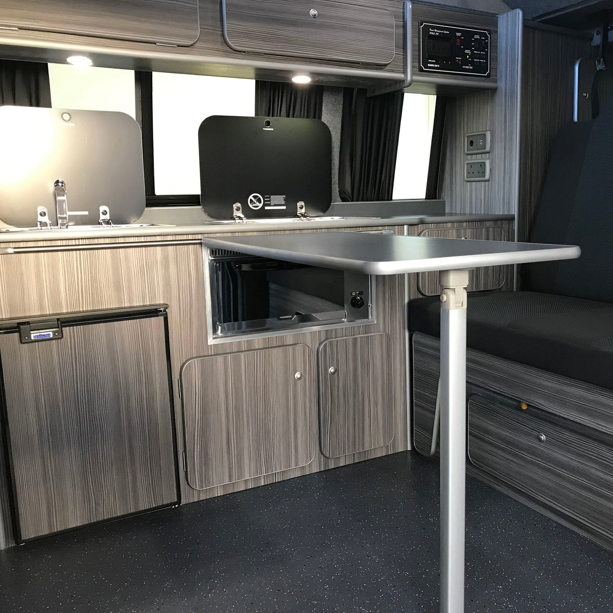 VW Highline T5 Campervan