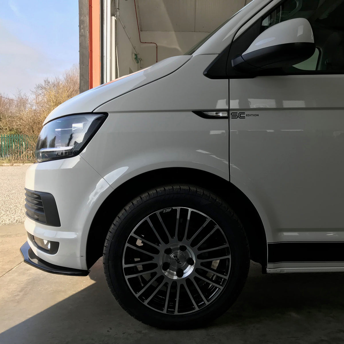 VW Highline T5 Campervan