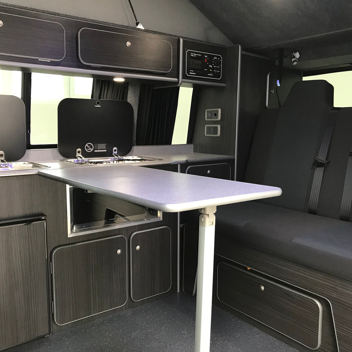 VW Highline T5 Campervan